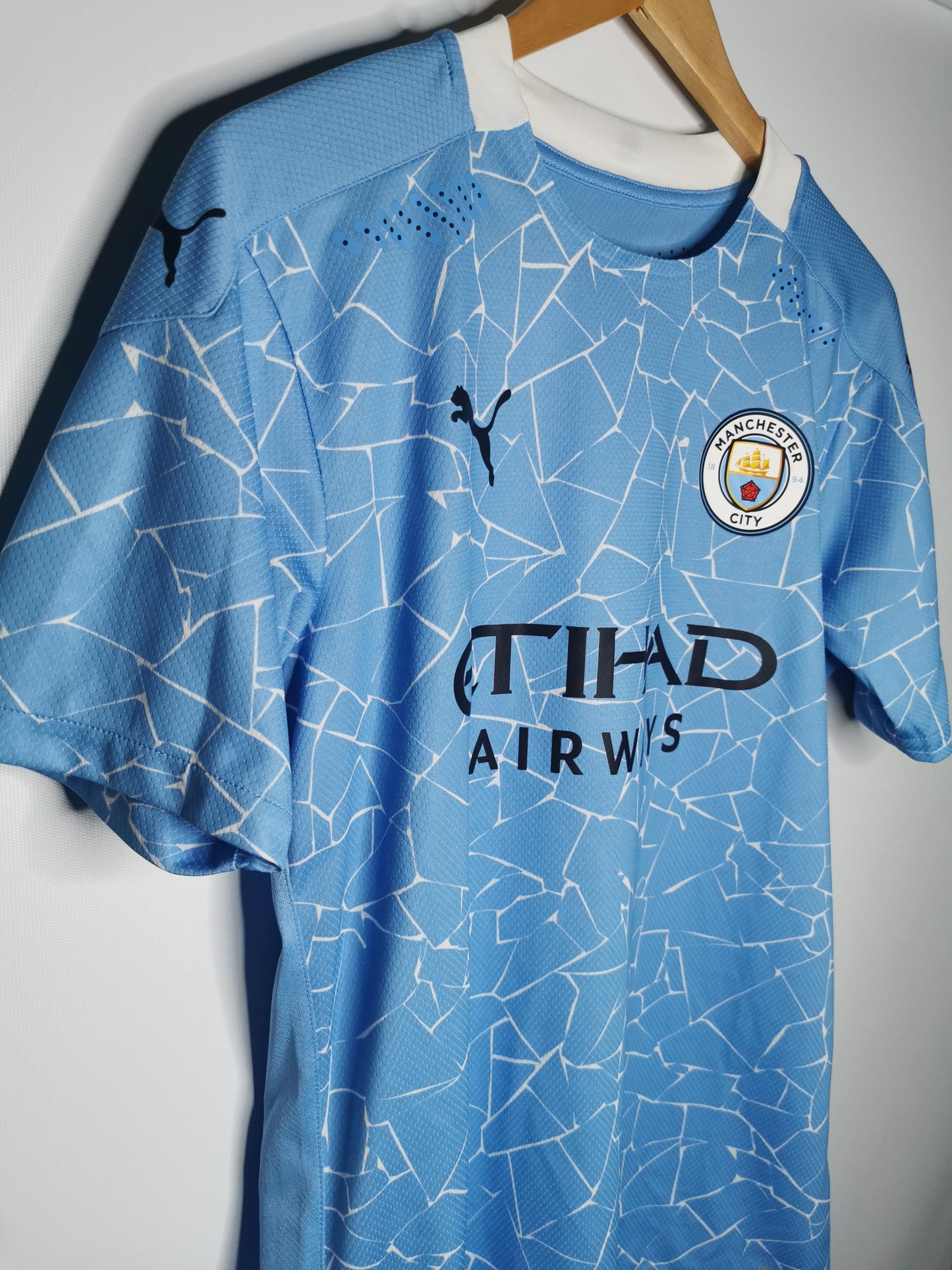 2020 Man City Home player spec 'Fernandinho 25', Medium